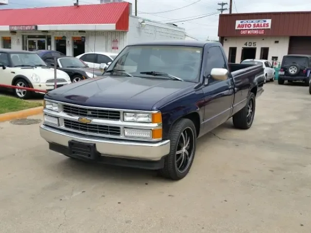 1992 Chevrolet C1500 Regular Cab — photo 1
