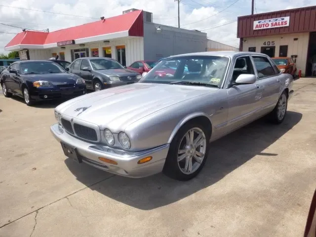 2002 Jaguar XJ Sport V8 — photo 1