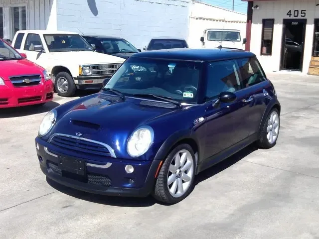 2005 MINI Cooper S — photo 1