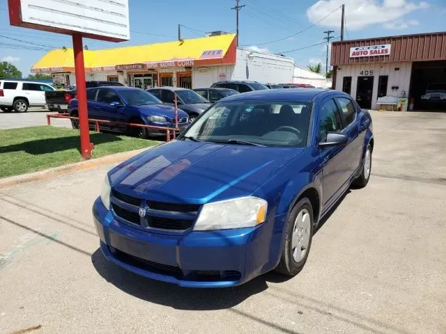 2010 Dodge Avenger SXT — photo 1