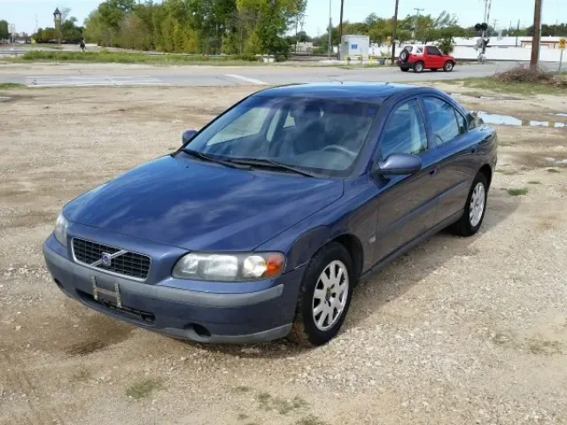 2001 Volvo S60 FWD — photo 1