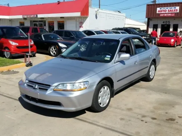 1999 Honda Accord LX — photo 1