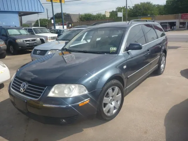 2003 Volkswagen Passat GLX 4Motion — photo 1