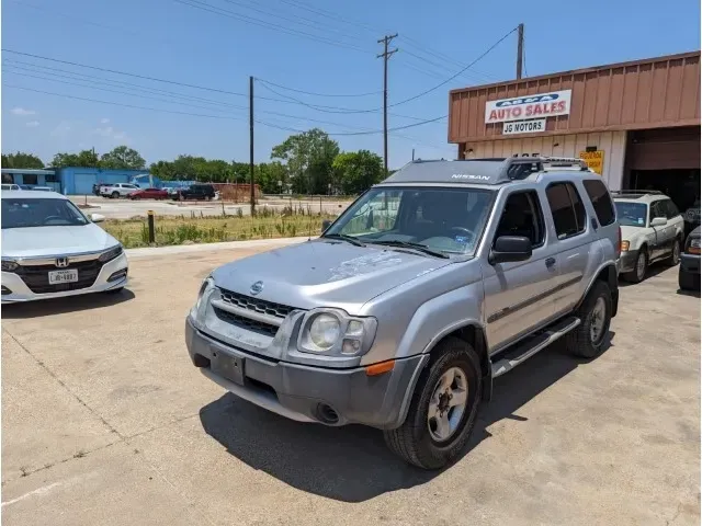 2004 Nissan Xterra XE — photo 1