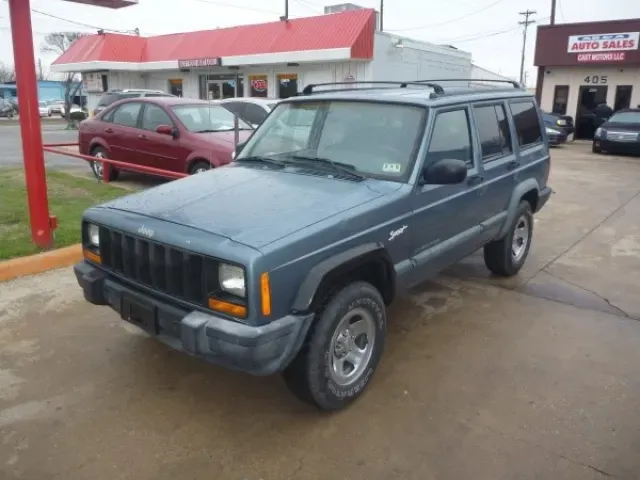1997 Jeep Cherokee Sport — photo 1