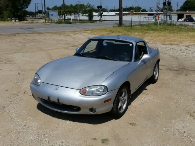 2000 Mazda MX-5 Miata LS — photo 1