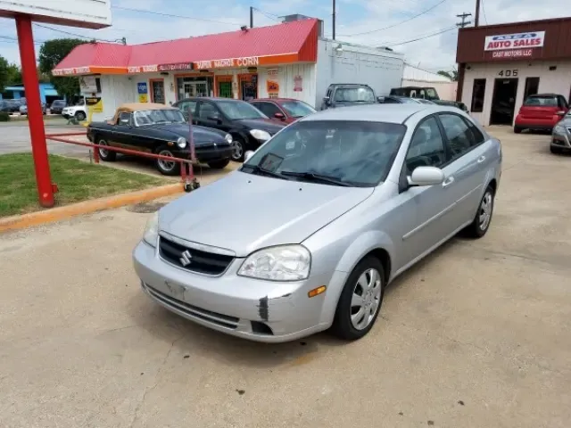 2006 Suzuki Forenza 4 door — photo 1