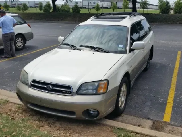 2002 Subaru Legacy Outback VDC — photo 1