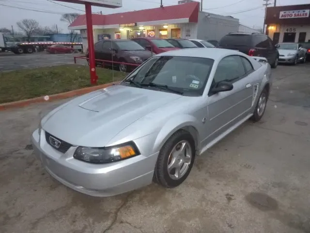 2004 Ford Mustang Base — photo 1