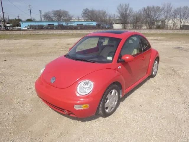 2001 Volkswagen New Beetle GLX — photo 1