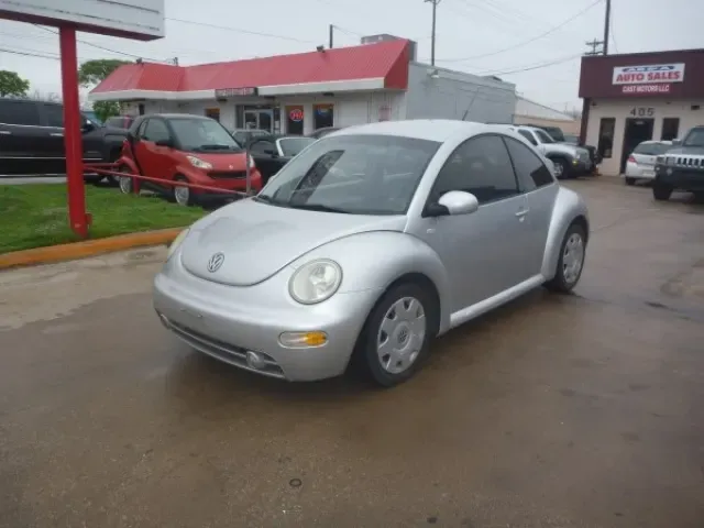 2001 Volkswagen New Beetle GLS — photo 1