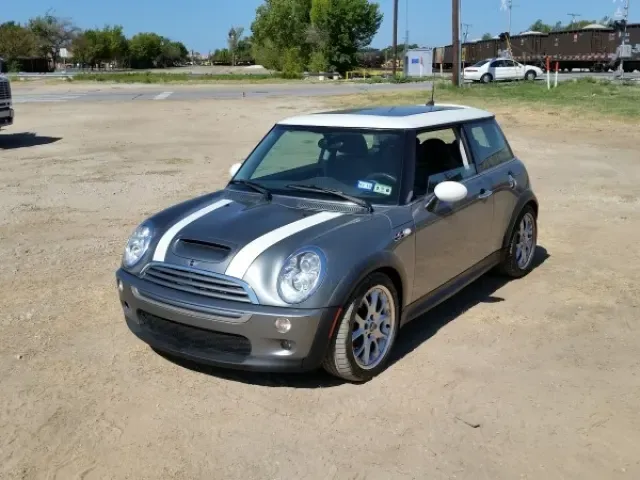 2005 Mini Cooper S — photo 1