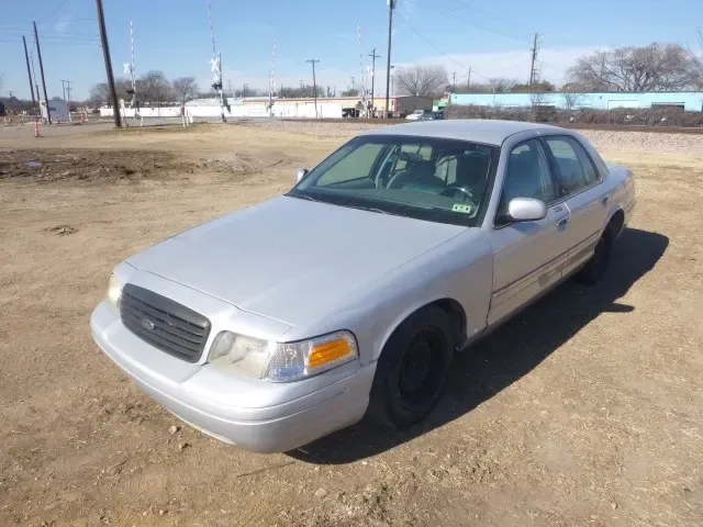 2000 Mercury Grand Marquis GS — photo 1