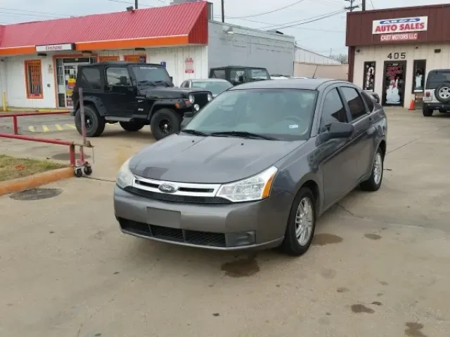 2009 Ford Focus SE — photo 1