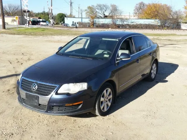 2006 Volkswagen Passat 2.0T Value Edition — photo 1