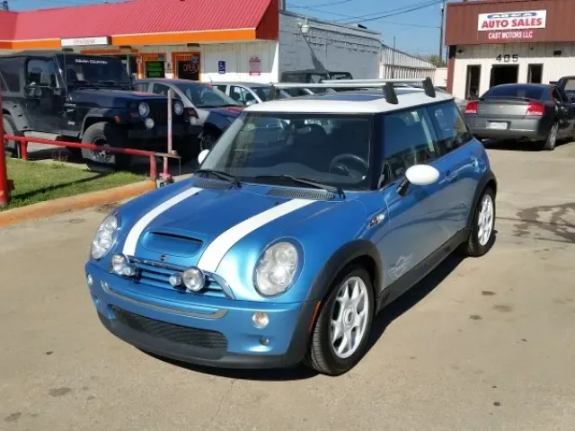 2005 Mini Cooper S — photo 1