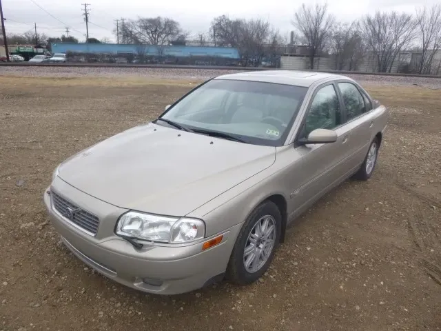 2005 Volvo S80 2.5T FWD — photo 1