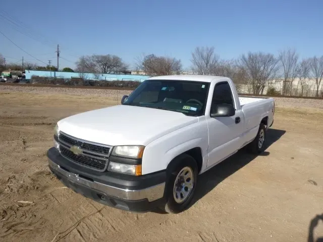 2007 Chevrolet Silverado C1500 — photo 1