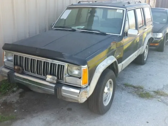 1989 Jeep Cherokee Laredo — photo 1