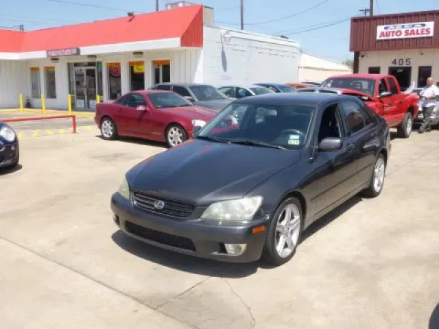 2002 Lexus IS300 Base — photo 1