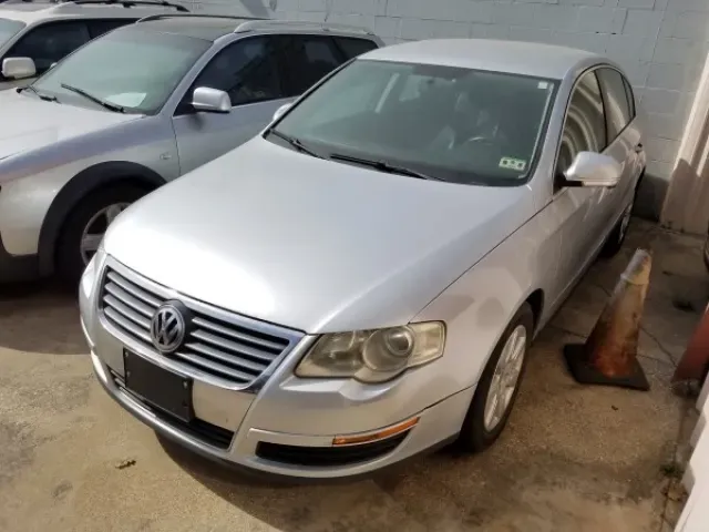 2007 Volkswagen Passat 2.0T — photo 1