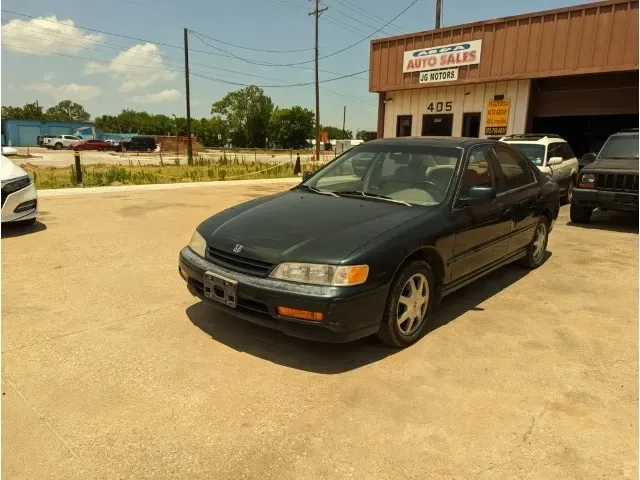 1995 Honda Accord EX — photo 1